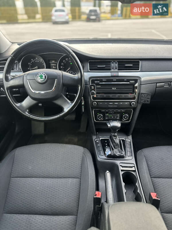 Ліфтбек Skoda Superb 2009 в Олександрії