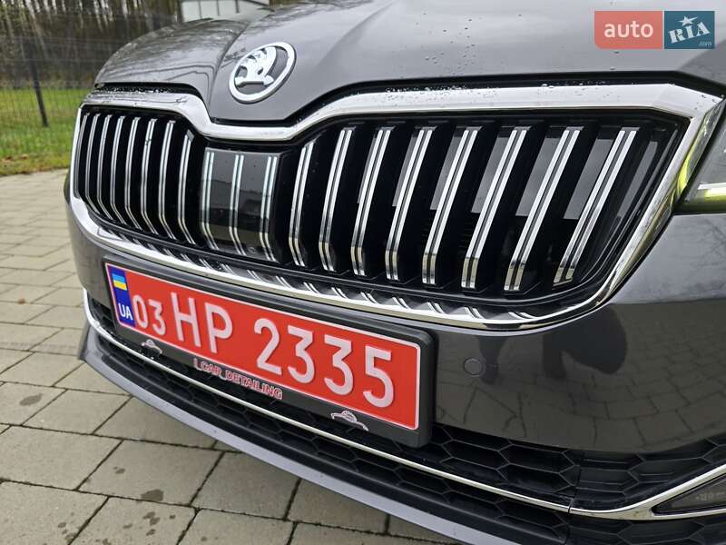 Лифтбек Skoda Superb 2021 в Ковеле