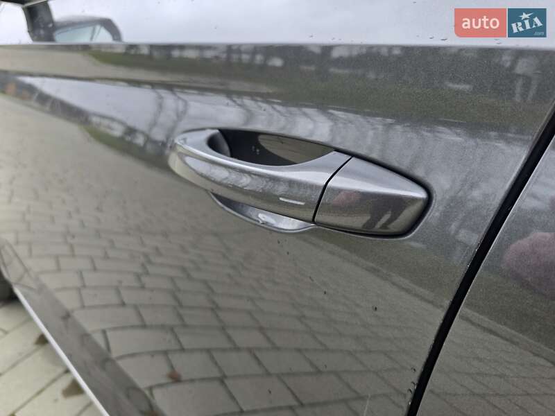 Лифтбек Skoda Superb 2021 в Ковеле