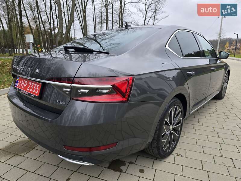Лифтбек Skoda Superb 2021 в Ковеле