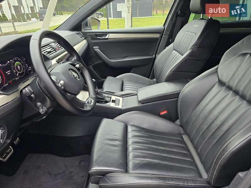 Лифтбек Skoda Superb 2021 в Ковеле