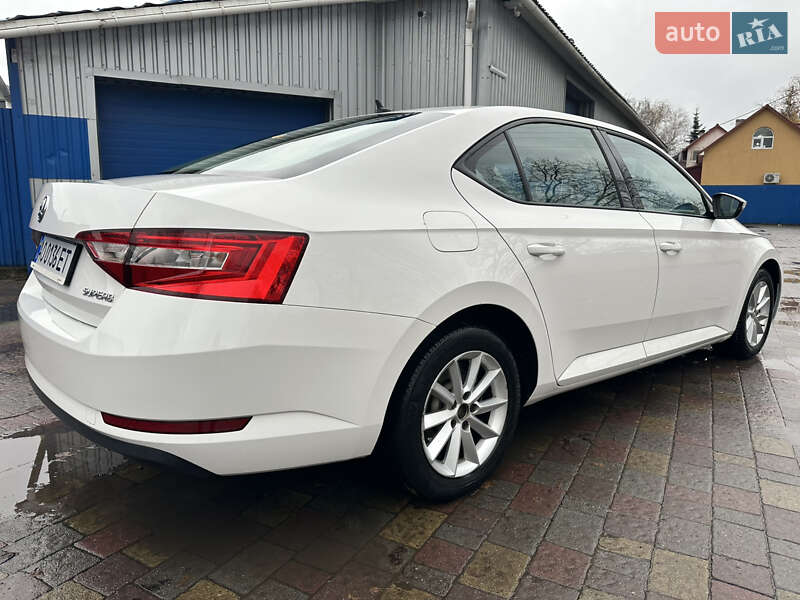 Універсал Skoda Superb 2016 в Мукачевому