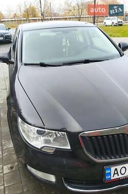 Ліфтбек Skoda Superb 2012 в Виноградові