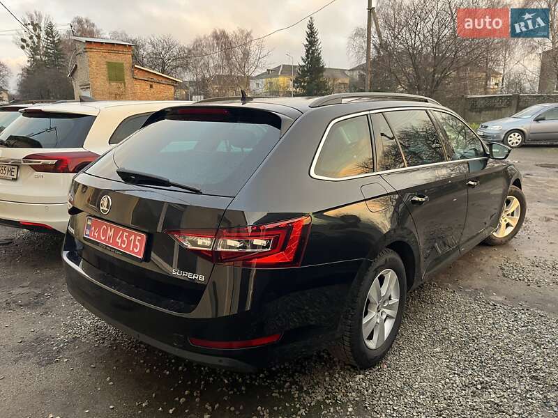 Універсал Skoda Superb 2018 в Золочеві