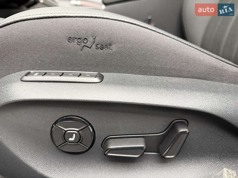 Лифтбек Skoda Superb 2025 в Киеве