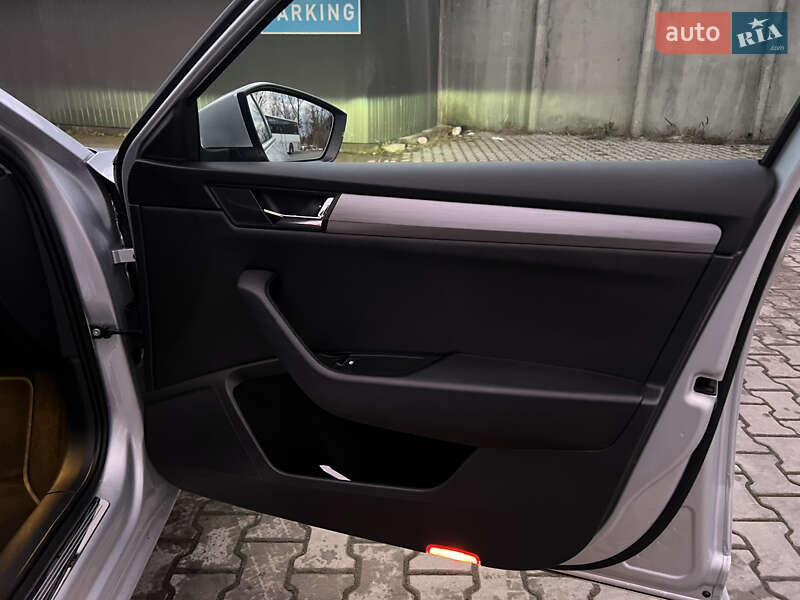 Універсал Skoda Superb 2019 в Дрогобичі фото 33 Універсал Skoda Superb 2019 в Дрогобичі