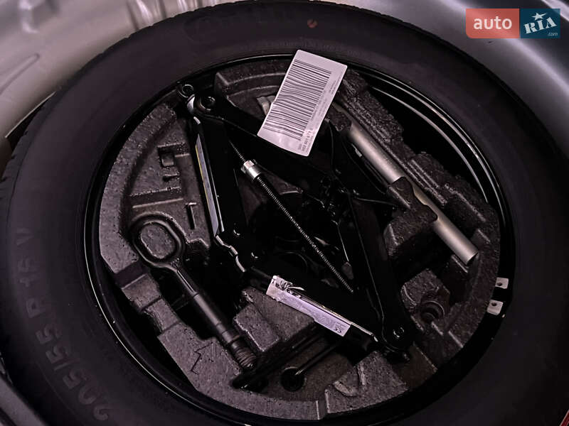 Універсал Skoda Superb 2019 в Дрогобичі фото 39 Універсал Skoda Superb 2019 в Дрогобичі