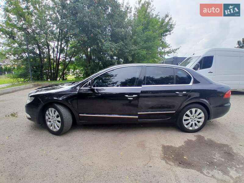 Лифтбек Skoda Superb 2008 в Самборе