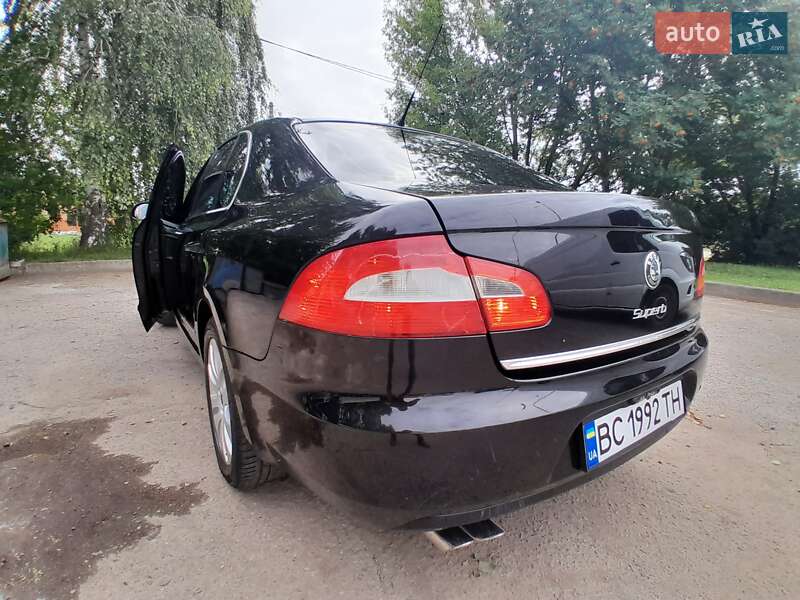 Лифтбек Skoda Superb 2008 в Самборе