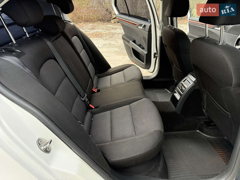 Ліфтбек Skoda Superb 2012 в Звягелі фото 11 Ліфтбек Skoda Superb 2012 в Звягелі