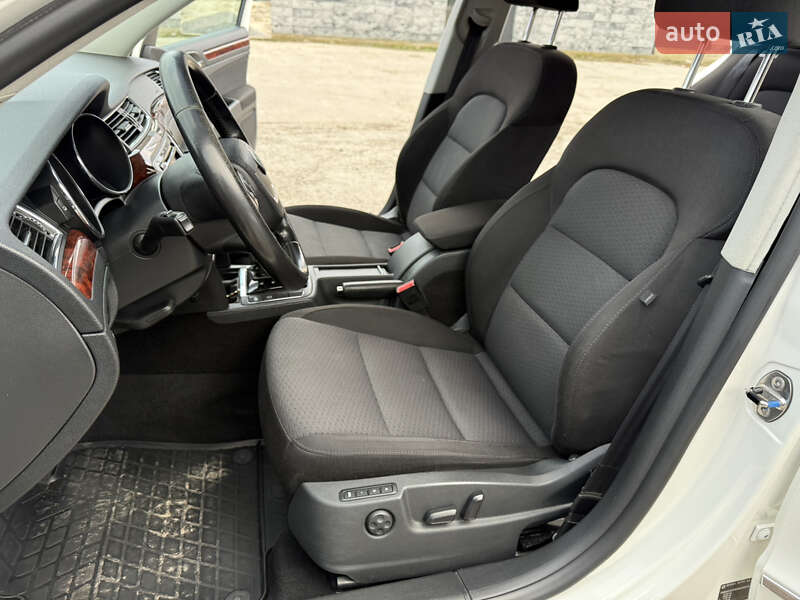 Ліфтбек Skoda Superb 2012 в Звягелі фото 17 Ліфтбек Skoda Superb 2012 в Звягелі