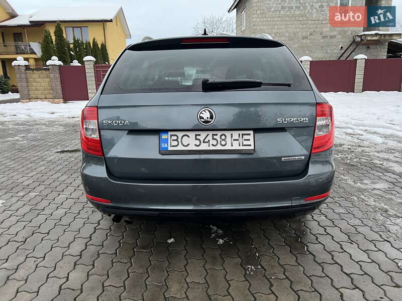 Універсал Skoda Superb 2014 в Стрию