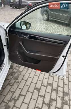 Універсал Skoda Superb 2018 в Києві