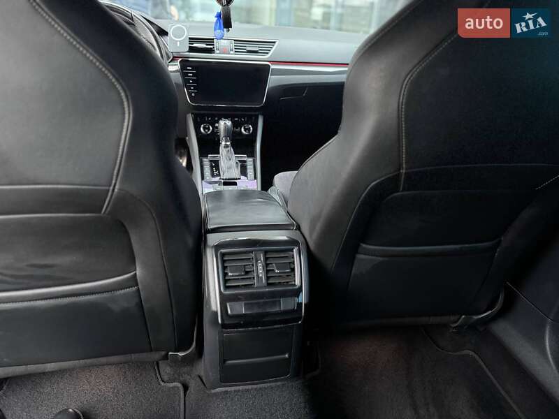 Універсал Skoda Superb 2018 в Сваляві