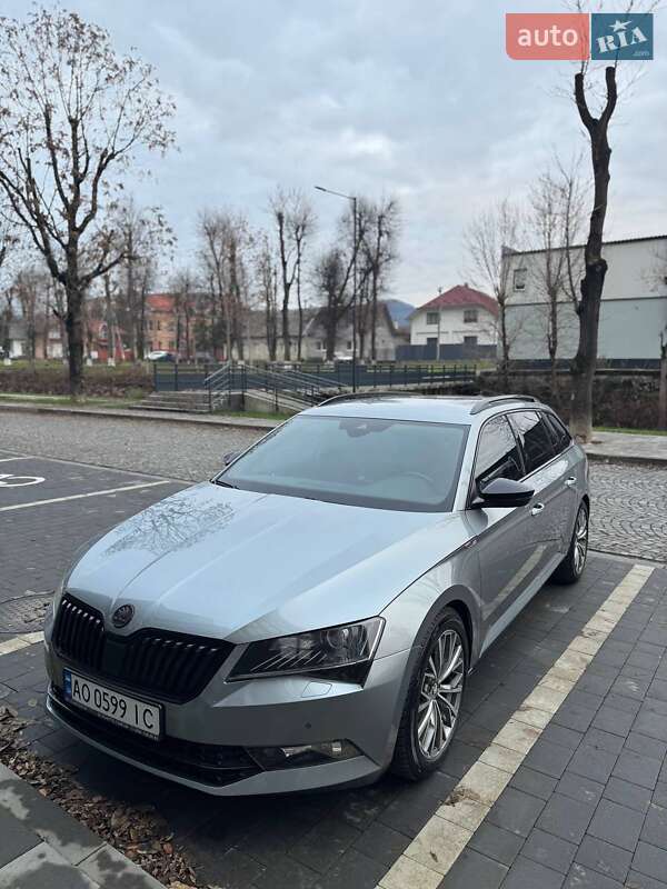 Універсал Skoda Superb 2018 в Сваляві