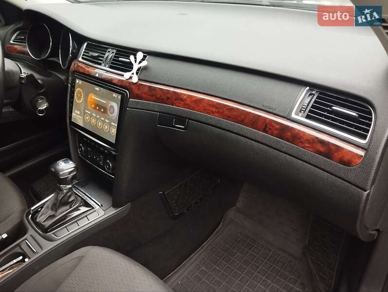 Лифтбек Skoda Superb 2008 в Львове