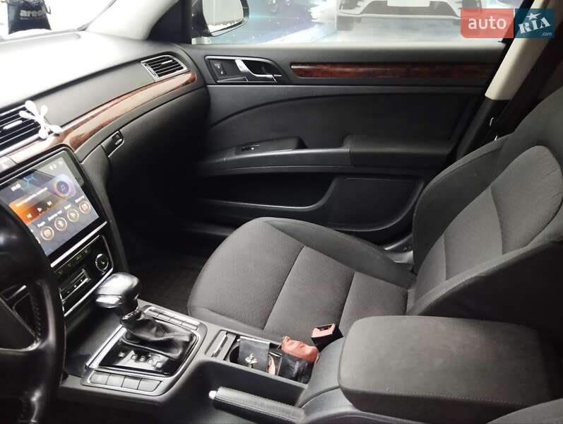 Лифтбек Skoda Superb 2008 в Львове