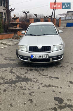 Лифтбек Skoda Superb 2005 в Кривом Роге