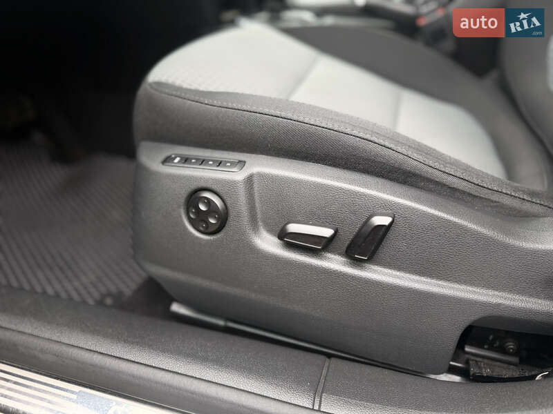 Универсал Skoda Superb 2010 в Самборе