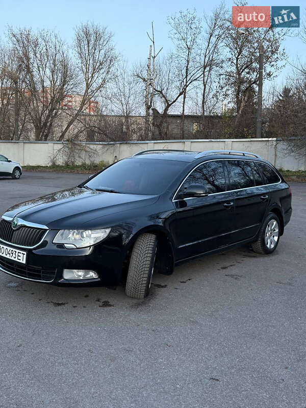 Универсал Skoda Superb 2010 в Тернополе