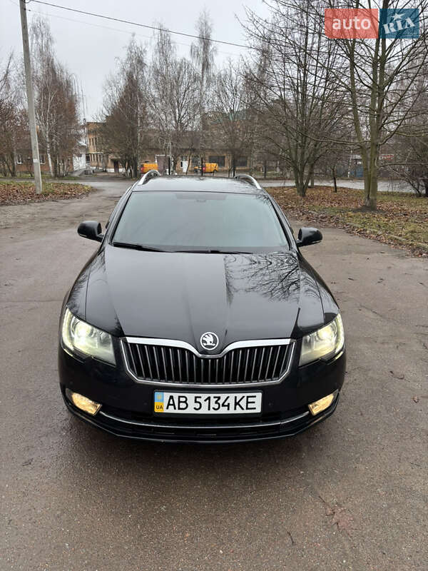 Універсал Skoda Superb 2014 в Житомирі