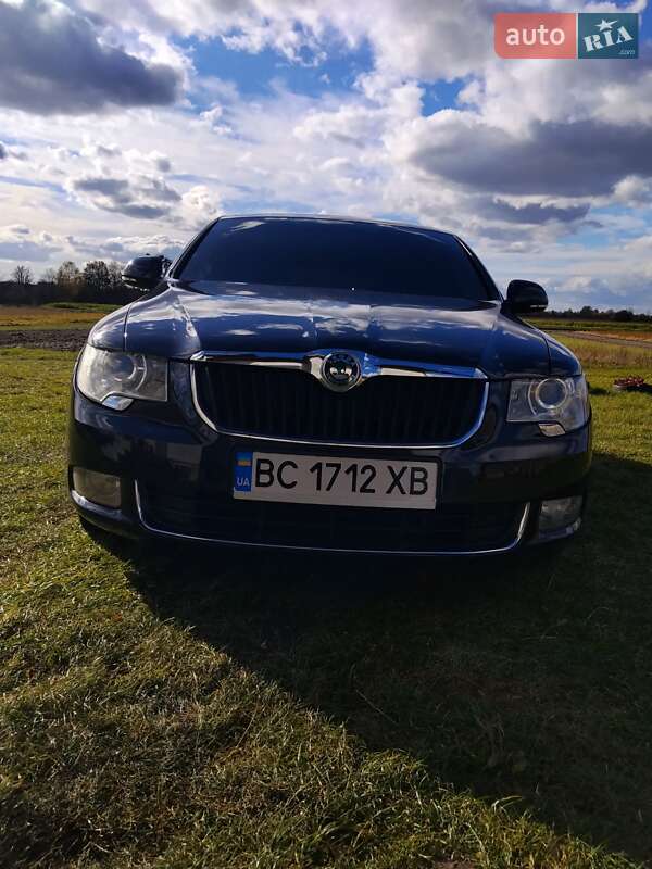 Ліфтбек Skoda Superb 2011 в Львові фото 4 Ліфтбек Skoda Superb 2011 в Львові