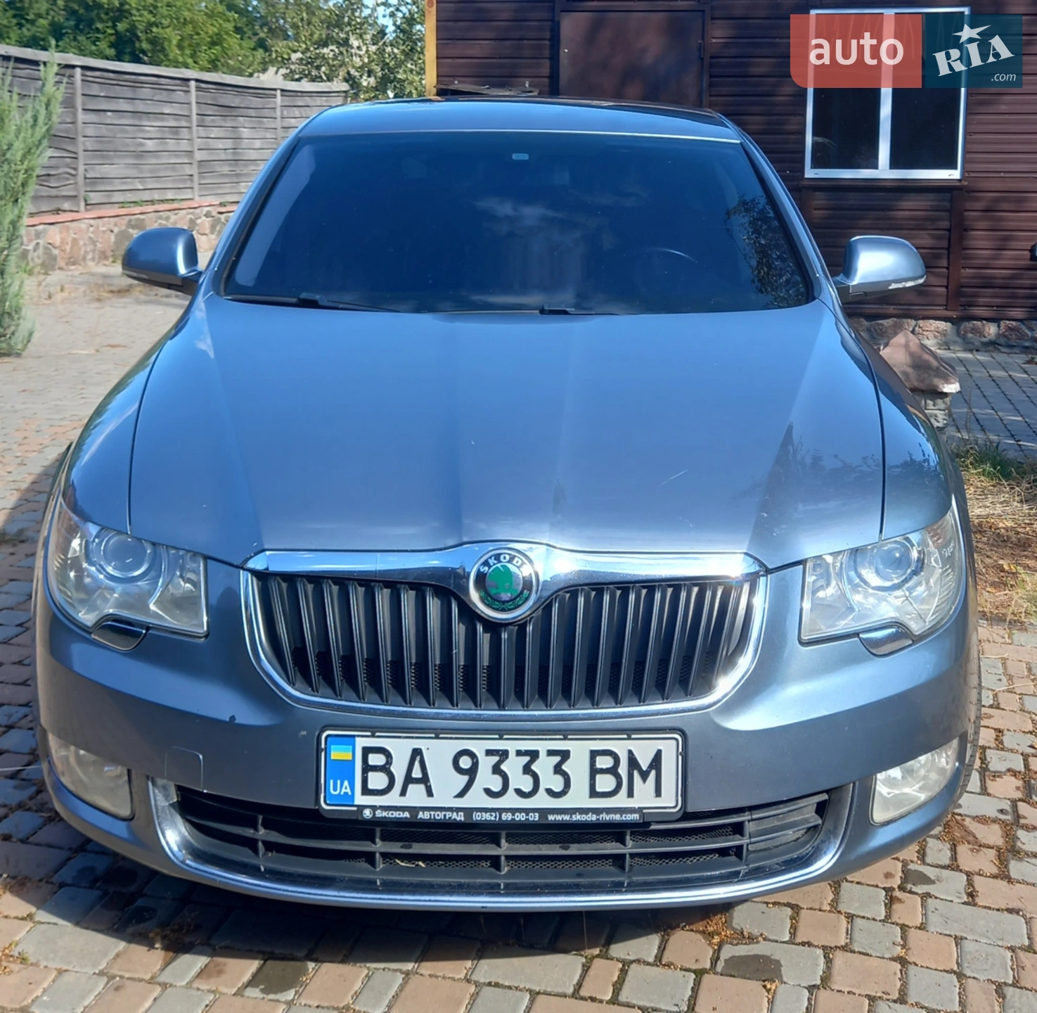 2011 Skoda Superb - мініатюра 2