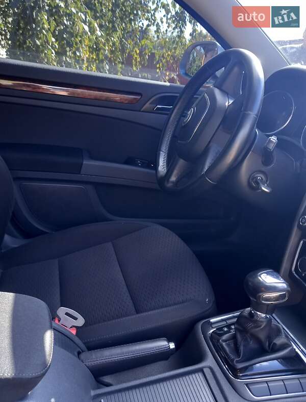 Лифтбек Skoda Superb 2011 в Новоукраинке