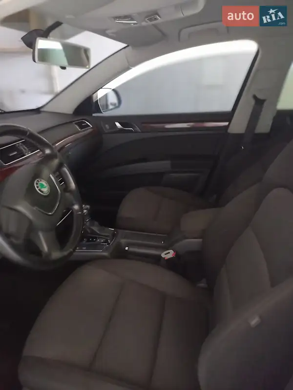 Skoda Superb 2011 VIN Y6UAB43T7CB300185 фото оголошення 7 з 51