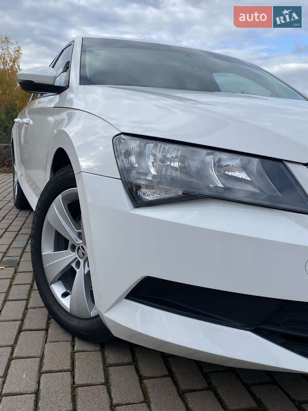 Ліфтбек Skoda Superb 2016 в Вінниці