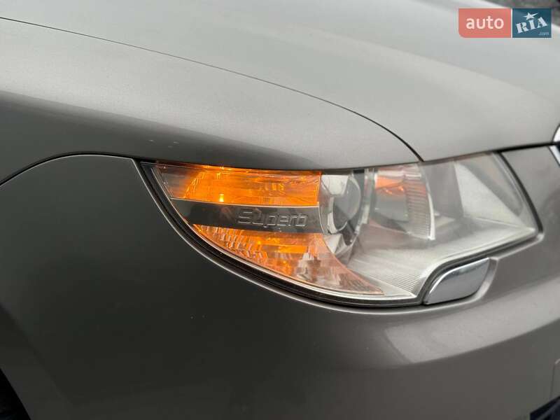 Универсал Skoda Superb 2012 в Ровно фото 15 Универсал Skoda Superb 2012 в Ровно