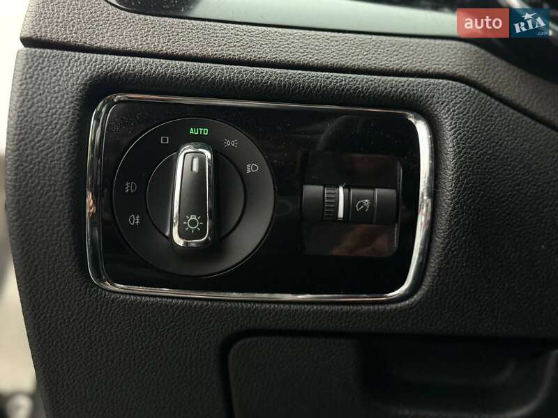 Универсал Skoda Superb 2012 в Ровно фото 26 Универсал Skoda Superb 2012 в Ровно