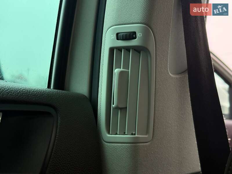 Универсал Skoda Superb 2012 в Ровно фото 54 Универсал Skoda Superb 2012 в Ровно