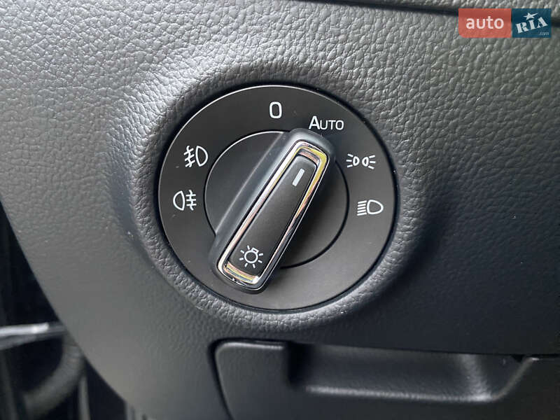 Універсал Skoda Superb 2015 в Києві фото 10 Універсал Skoda Superb 2015 в Києві