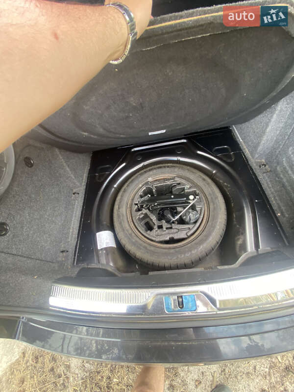 Лифтбек Skoda Superb 2013 в Мироновке