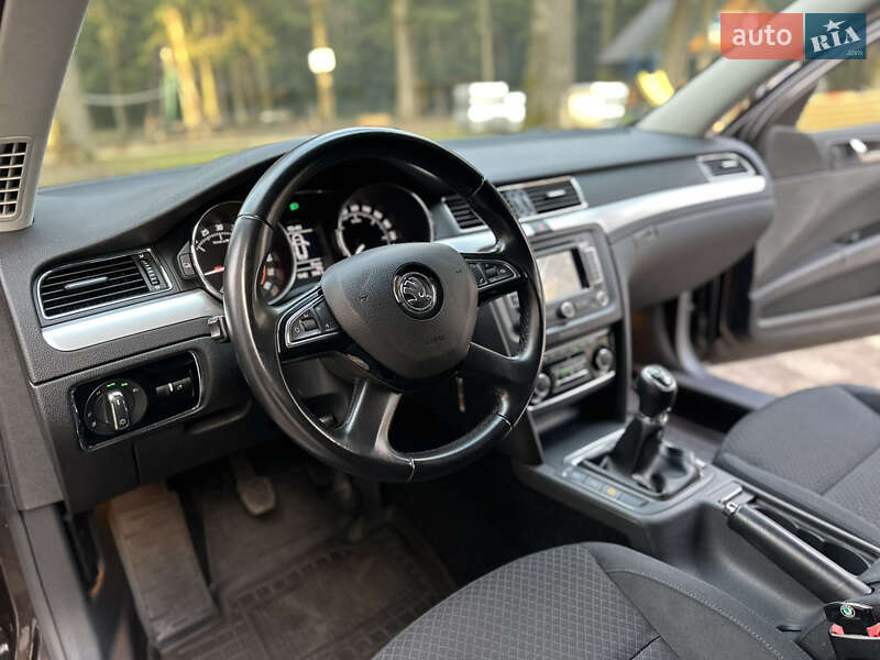 Універсал Skoda Superb 2014 в Дрогобичі фото 96 Універсал Skoda Superb 2014 в Дрогобичі