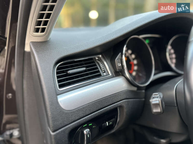 Універсал Skoda Superb 2014 в Дрогобичі фото 99 Універсал Skoda Superb 2014 в Дрогобичі