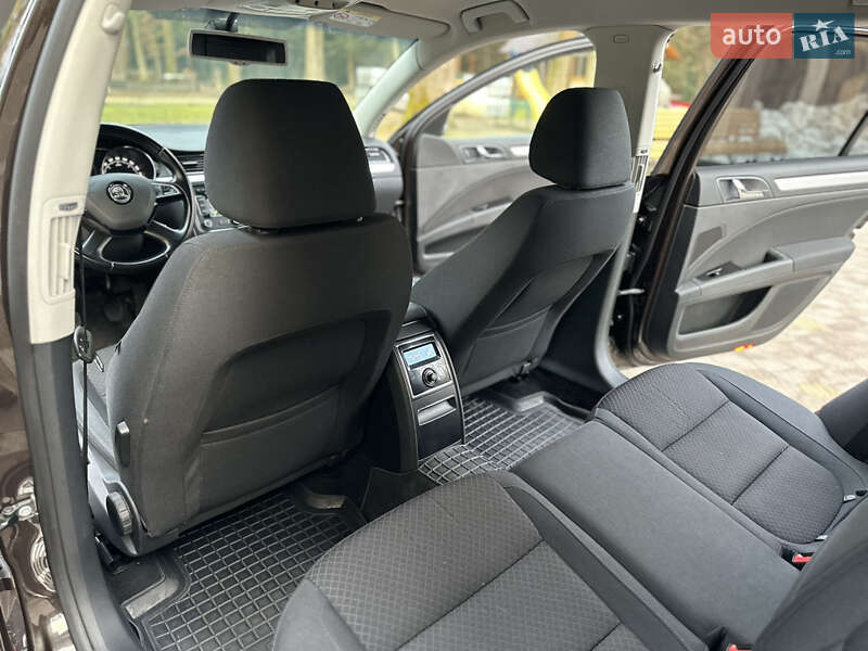 Універсал Skoda Superb 2014 в Дрогобичі фото 136 Універсал Skoda Superb 2014 в Дрогобичі