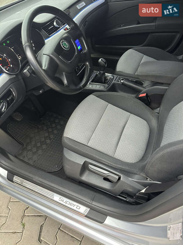 Лифтбек Skoda Superb 2010 в Киеве фото 18 Лифтбек Skoda Superb 2010 в Киеве
