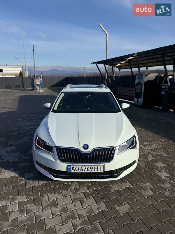 Универсал Skoda Superb 2017 в Хусте