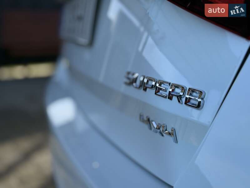 Универсал Skoda Superb 2017 в Хусте