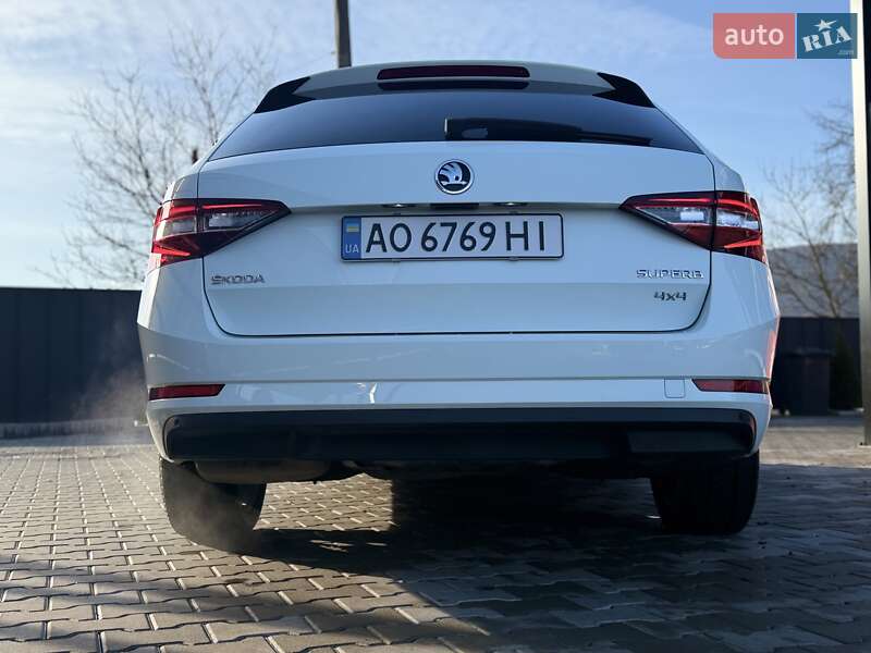 Универсал Skoda Superb 2017 в Хусте