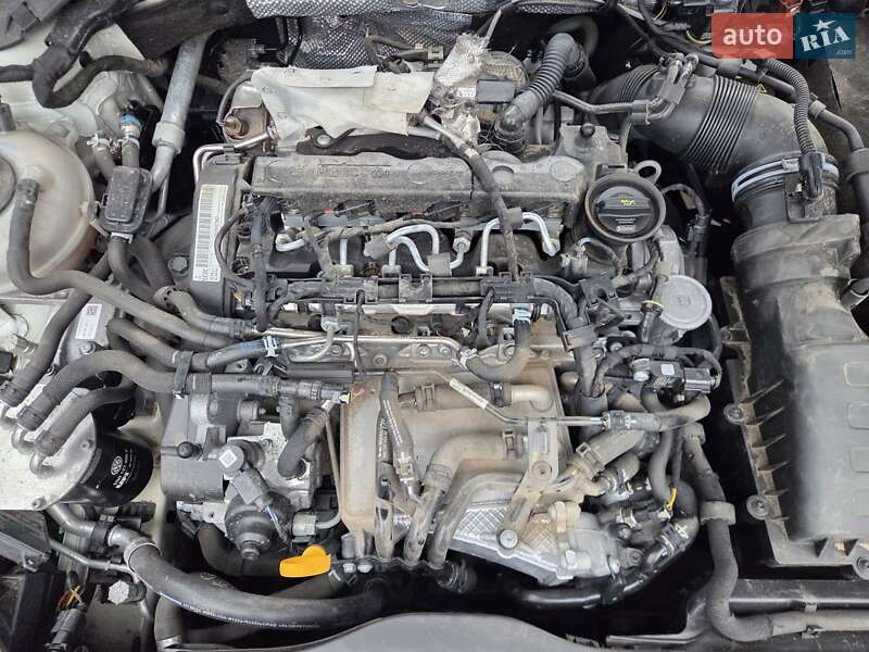 Універсал Skoda Superb 2016 в Бучачі