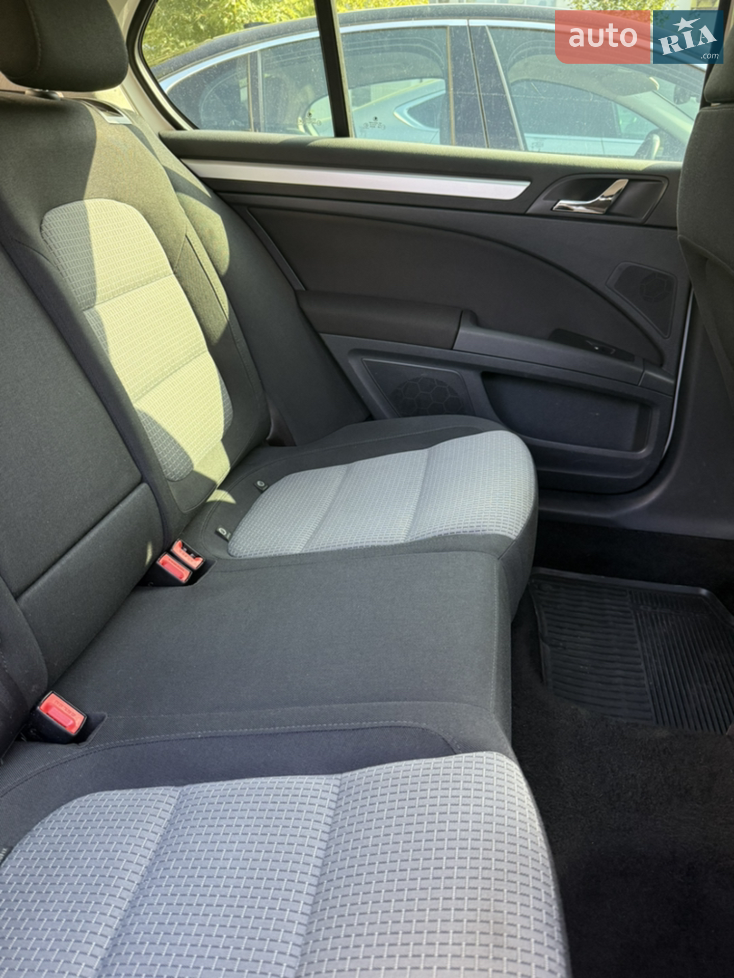2012 Skoda Superb - мініатюра 11