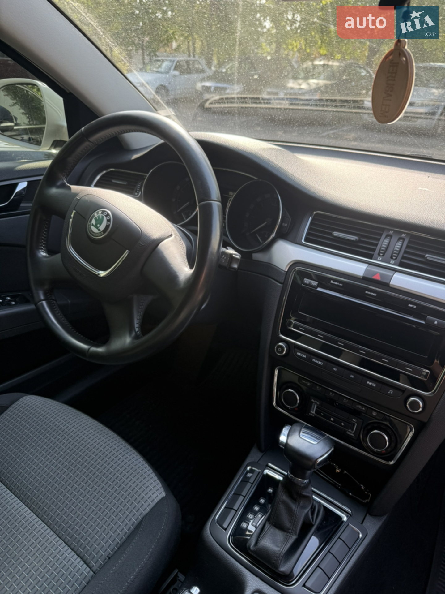 2012 Skoda Superb - мініатюра 15