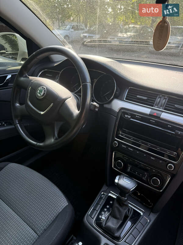 Лифтбек Skoda Superb 2012 в Петропавловской Борщаговке фото 15 Лифтбек Skoda Superb 2012 в Петропавловской Борщаговке