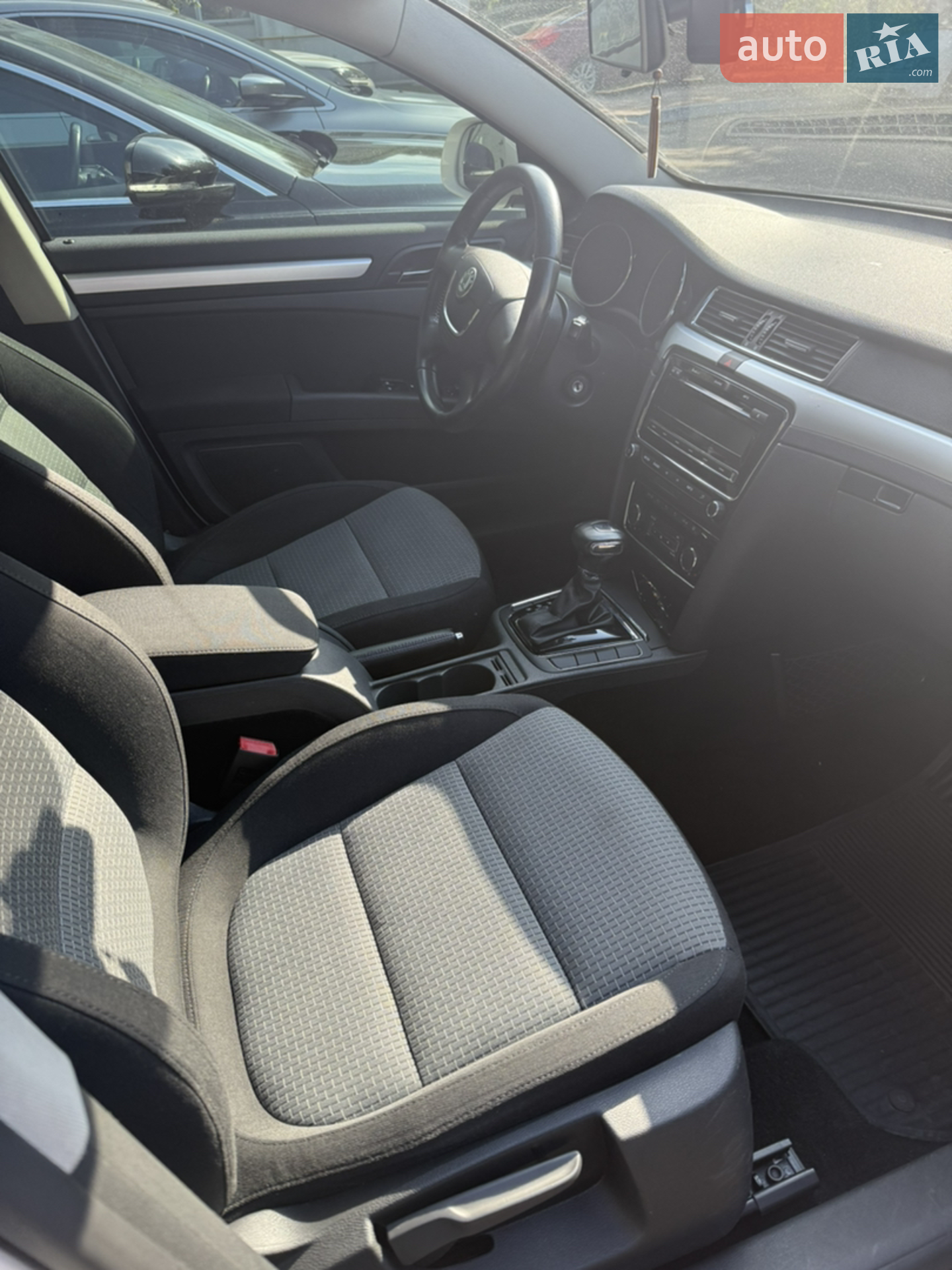 2012 Skoda Superb - мініатюра 18