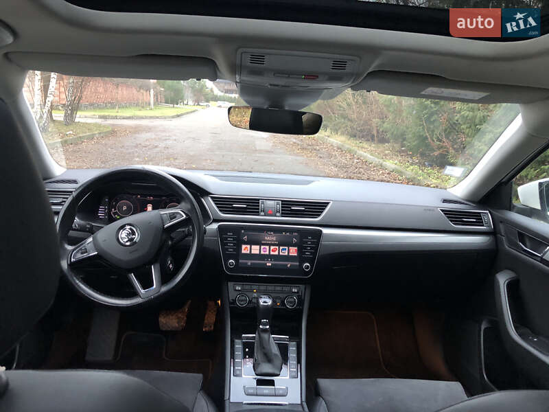 Универсал Skoda Superb 2018 в Ровно