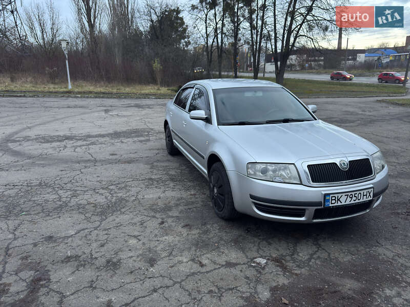 Лифтбек Skoda Superb 2006 в Ровно фото 4 Лифтбек Skoda Superb 2006 в Ровно