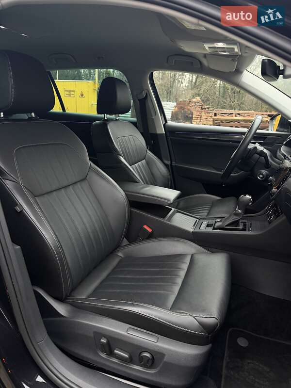 Універсал Skoda Superb 2021 в Львові